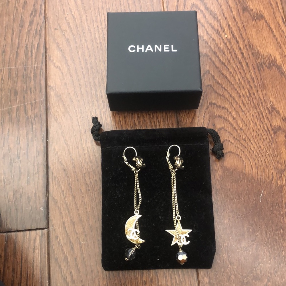 SOLD! Chanel CC Drop Earrings
